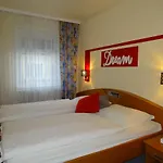 Torwirt Otel